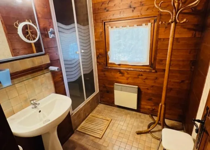 Little Paradise Hidden From View *